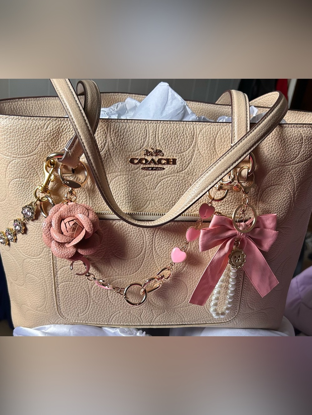 Coach Station Tote in Oat